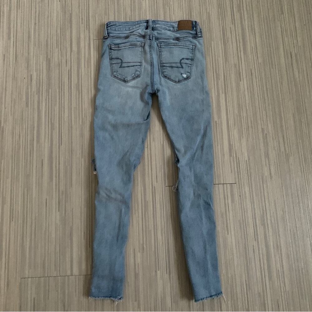 American Eagle Super Stretch Jeans Jeggings style in size 2 - Picture 3 of 6